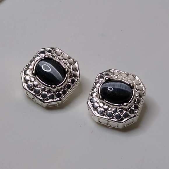 Vintage Roman Brand Metal And Glass Necklace And Clip On Earring Set - Picture 8 of 15